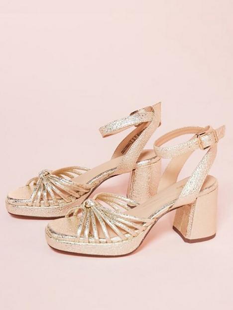 clarks-ritzy75-faye-heeled-satin-platform-sandals-champagne